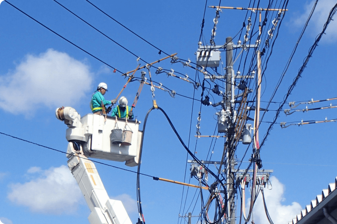 配電工事の様子